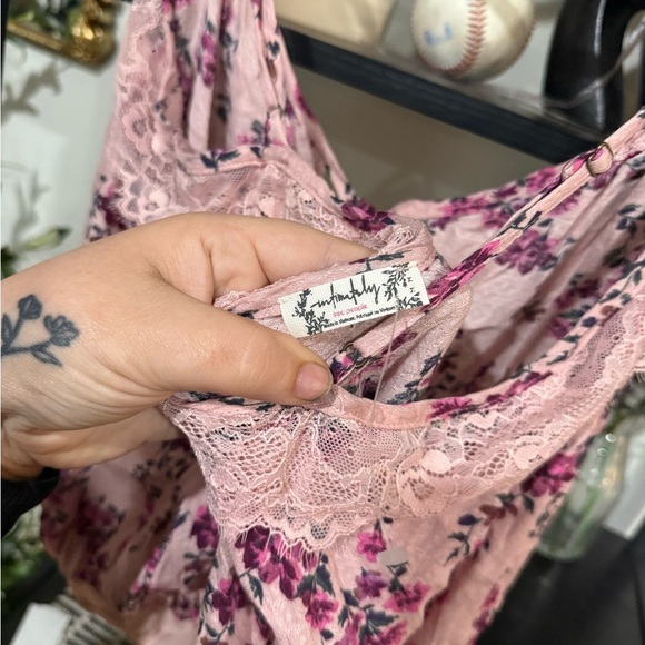 Free People Ruffled Tie Front Bodysuit in Purple and Pink size medium - Picture 7 of 9